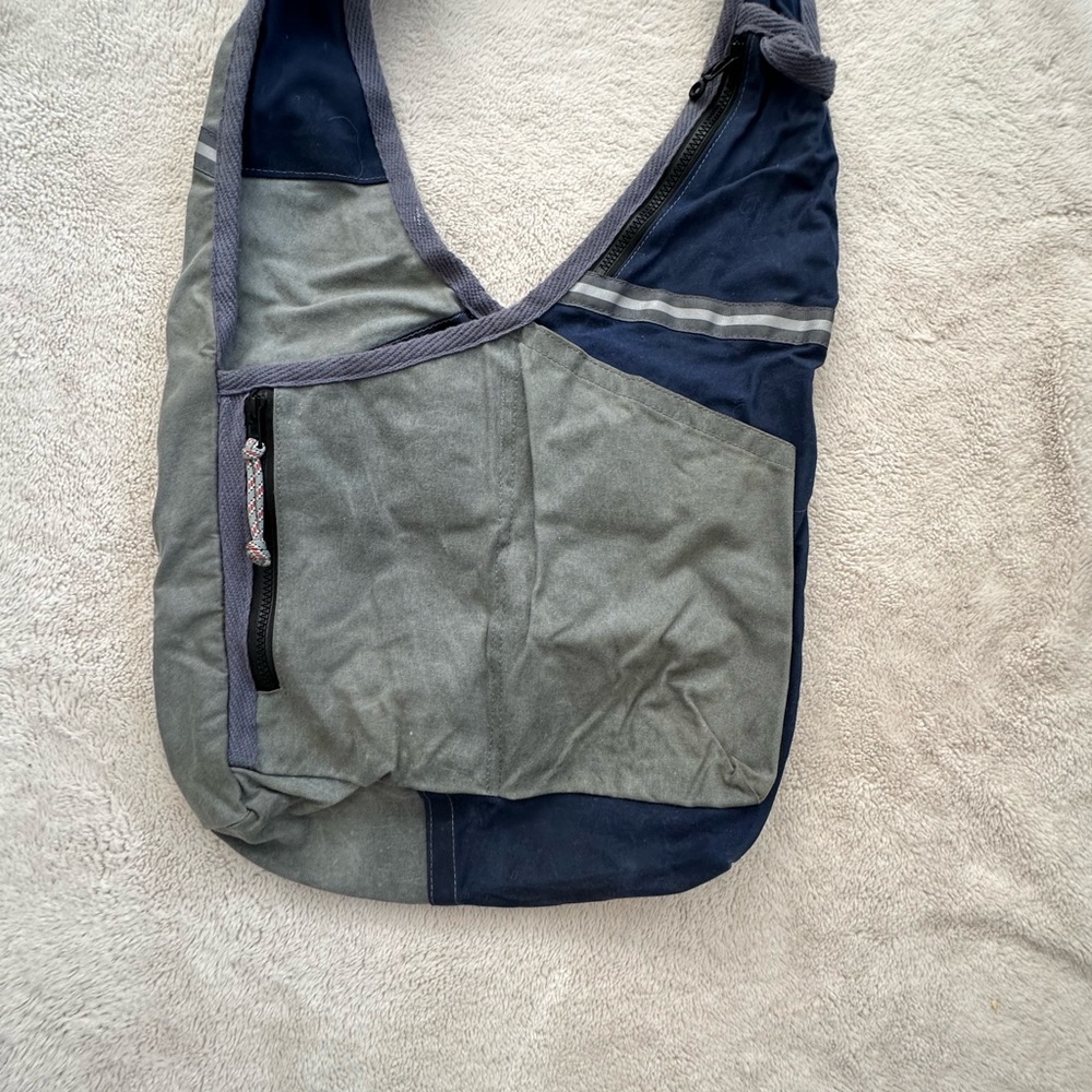 AnchorPak Dash Overnight Canvas Bag - Picture 2 of 7